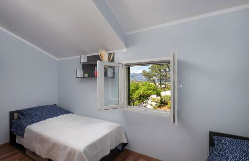 Green House - Photo 23