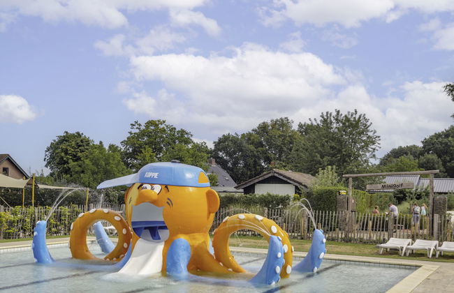 3 bedroom House in Kaatsheuvel with swimming pool and terrace - Photo 23