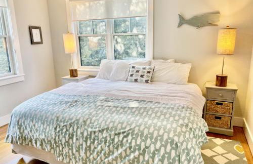 Modern Family Home Walkable to Town - Foto 41