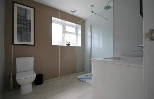 Honeysuckle Cottage with Hot Tub Park Facilities - Photo 8