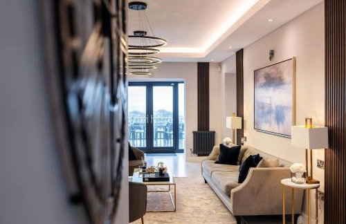 Lux Manor Sleeps 30 - Pool Sauna Hot Tub Cave - Foto 40