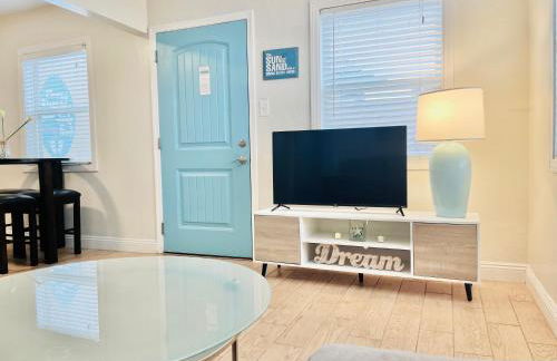 Cozy Beach Cottage with Bicycles - Foto 3