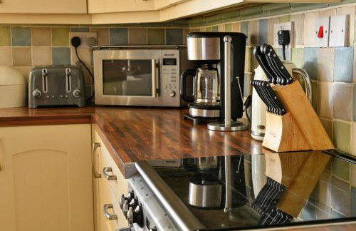 Finest Retreats - Awelon - Large Cottage to sleep 10 with Hot Tub - Foto 14