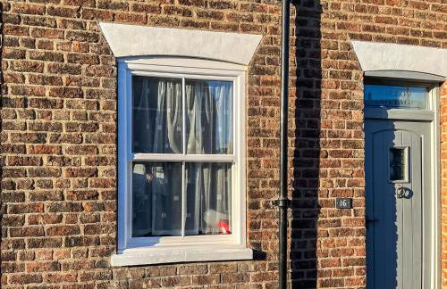 Willow Cottage - Photo 2