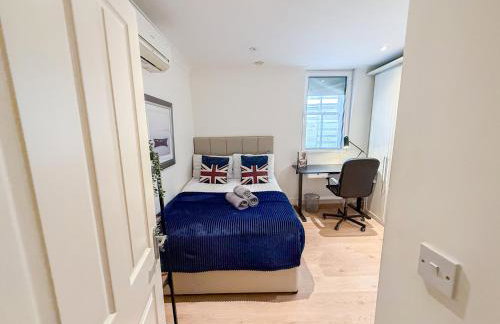 Promo Rate - 2BDR flat with AC in Embankment near Charing Cross, Trafalgar Square, London Eye, Big Ben - Photo 4
