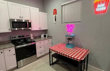CinemaArcadeBabyProofedSleeps7DowntownFortWorth - Foto 16