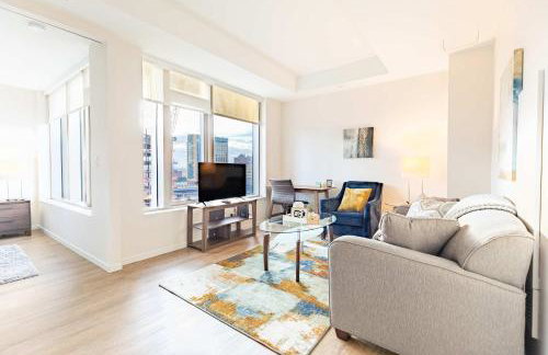 Entire Apt Downtown Seaport with Pool - Photo 1