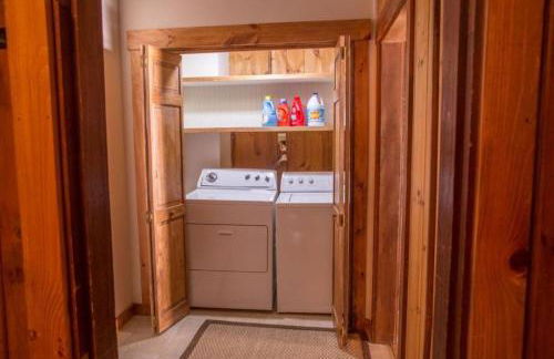 Gorgeous Cottage Rental on Banks of Rangeley Lake in Rangeley, Maine - Foto 24