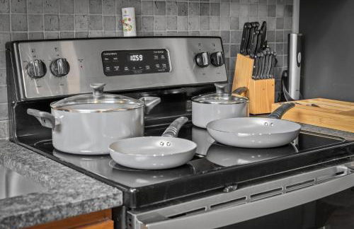 1 BD Apt l Downtown l Parking l Fast Wi-Fi l Café - Foto 10