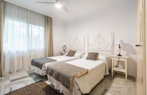 Alcazaba Beach Apartment - Photo 18