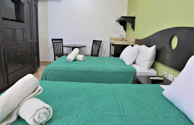 Hotel Colonial Playa del Carmen - Photo 45