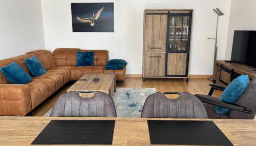 La clé des champs Maison plain pied lumineuse bien équipée, séjour spacieux, belle terrasse aménagée, garage, grand jardin clos, parking, près de Bayeux et Omaha Beach, chiens bienvenus - Foto 4