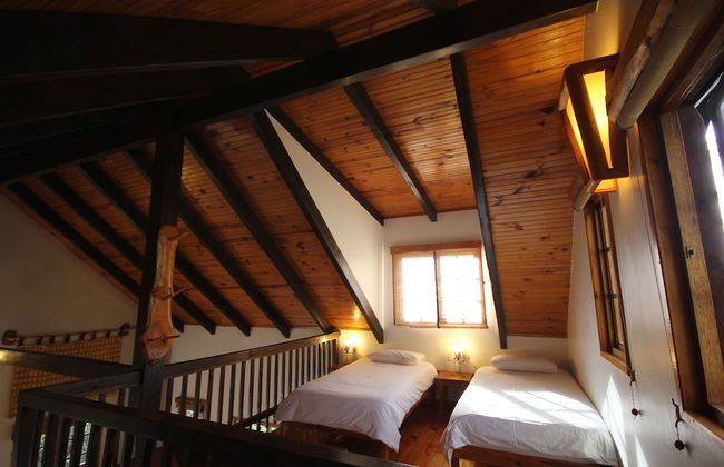 Moon Shine on Whiskey Creek - Foto 6