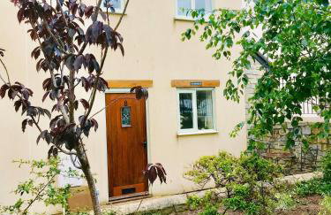 Watchet Cottage - Photo 1