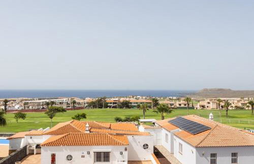 Private Luxury Villa with Pool near Golf Course & Marina - Photo 10