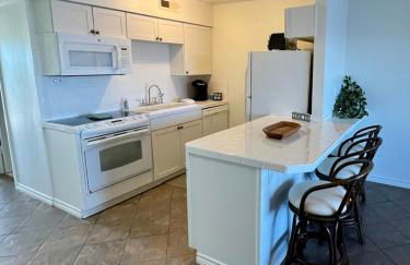 Stunning Waterfront Condo - Foto 34