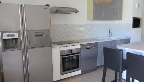 Appartement Les Cigales Rez de Jardin à 10mn des plus belles plages - Foto 3, stove, dishwasher, pet friendly, minibar