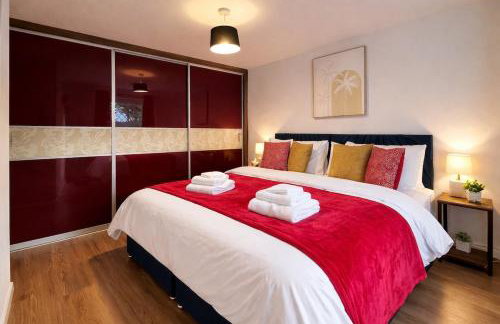 4 Bed Cosy Home w Free parking, Pets Welcome - Foto 14