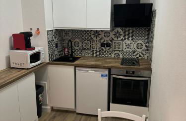 Le cosy Parking gratuit piscine terrain de tennis - Foto 4