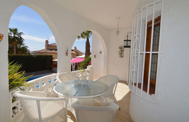 Modern Villa in Rojales with Hot Tub & Private Pool - Foto 13