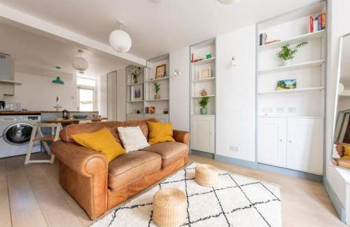 Lovely self-contained basement studio with kitchen - Foto 1