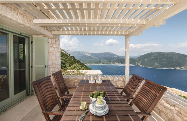 Luxurious Villa in Vasiliki with Swimming Pool & Hot Tub - Foto 13