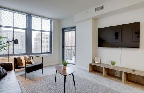 Condo with Gym and Pool in Pentagon City 8min to DCA - Foto 9