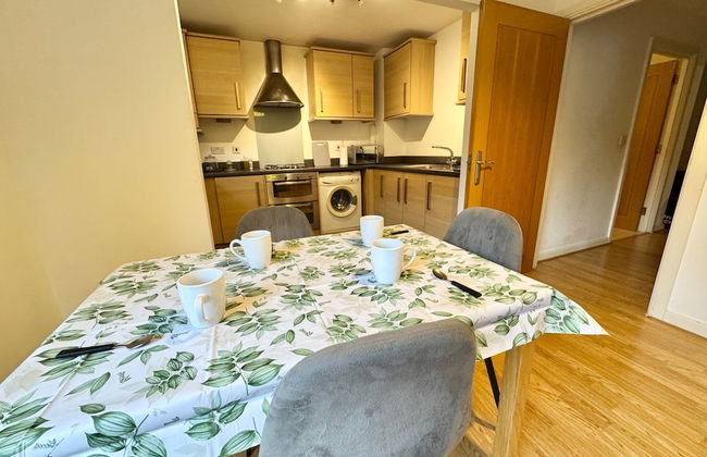 Sea Breeze Retreat in Swansea - Photo 29