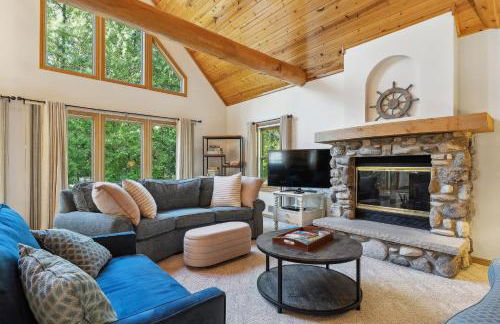 Top of the Hill Cabin by Simple Life Rental - Foto 12