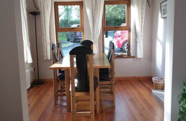 Beautiful Lakeside Holiday Home (6 Portinode Cottages) - Foto 6