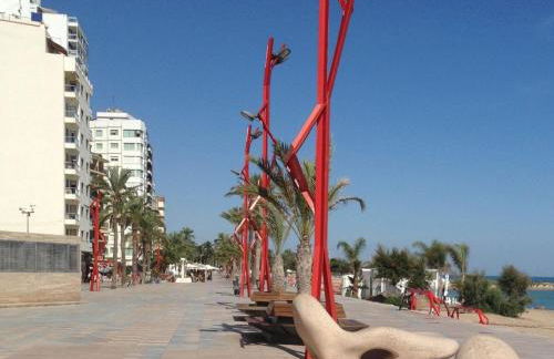 3 BEDROOM LUXURY PENTHOUSE, BEACH, POOL, and GOLF, WIFI, Large TV SATELLITE,GARAGE - Foto 26