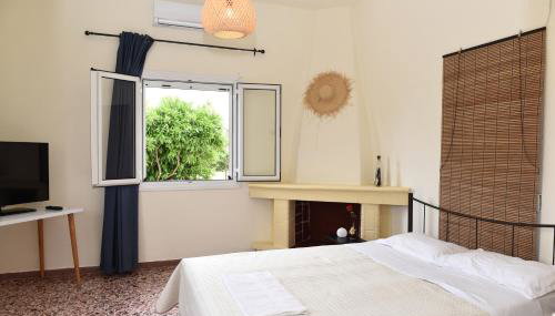 Los Almyros - Photo 4