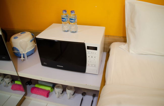 Cozy Living Studio Apartment At Aeropolis Residence - Foto 5