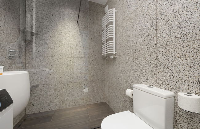 Horse Racing View 8th Floor by Renters - Photo 22