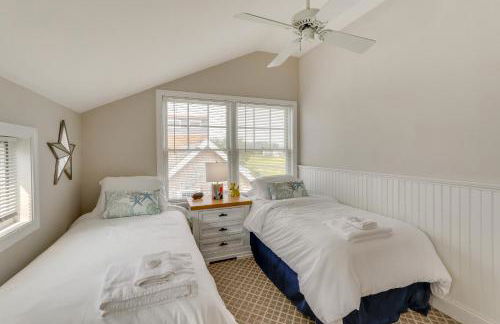 Walk to Beaches Sunny East Haven Home with Grill - Foto 23