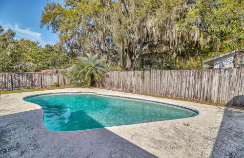 12 Guest Oasis Pool Privacy and Comfort Await - Foto 33