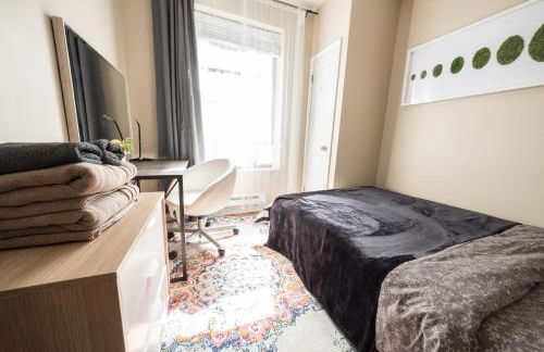 2 BD Next to Central Park - Photo 9