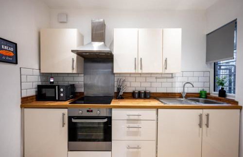Homely 2 Bed Close to Leeds City Center by 53 Degrees Property, Sleeps 3 - Foto 8