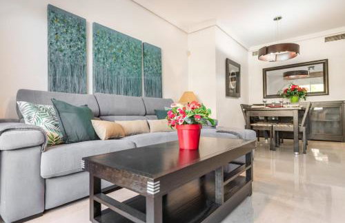 Seaside stay with large terrace, pool & parking REMS - Foto 34