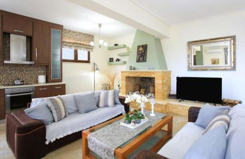 Sofia's Sunny Home + Private Pool + Gym - Foto 11