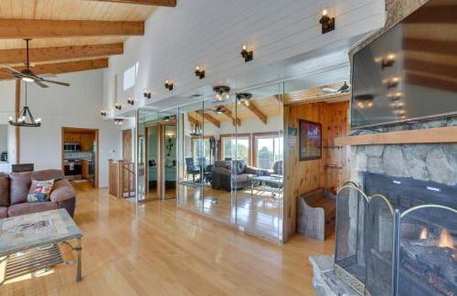 Blowing Rock Home with Hot Tub and Mountain-View Deck! - Foto 5