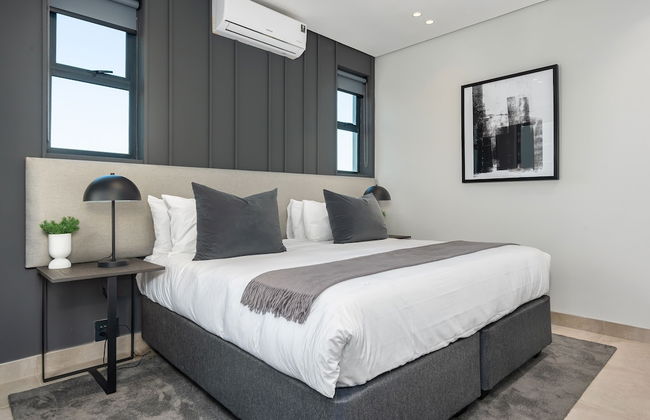 One Calais Luxury Apartments - Photo 29