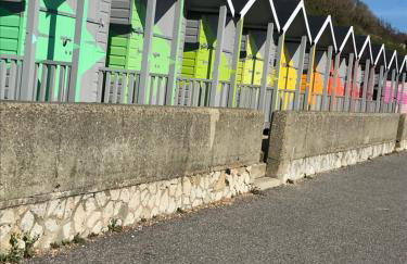 Unique seafront 2 bedroom 2 bathroom apartment - Foto 46