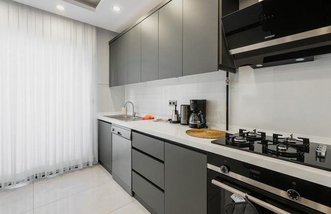 Stylish Flat w Balcony Near Lara Beach - Foto 13