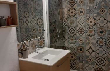 Studio climatisé avec une place de parking et classé 2 étoiles à la Faviére - Foto 14