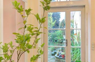 Charmante Altbauwohnung mit Gartenblick - Foto 5