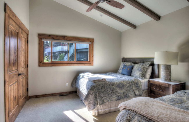 Waters Edge Jewel w/ Lake Views HOA Access! - Foto 4