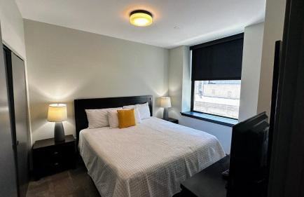 Millennium on Lasalle - Photo 4