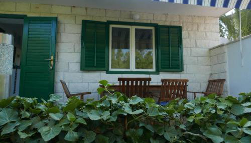 Vacation House "Pave" - Foto 2, Garden, Garden view