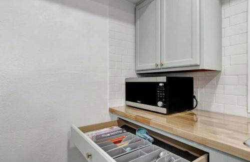 Midnight Mocha your dreamy gateway near downtown - Foto 16